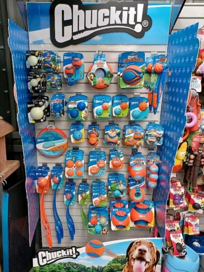 Chuckit! Ultra Squeaker Ball 1 Pack Medium 6.5cm
